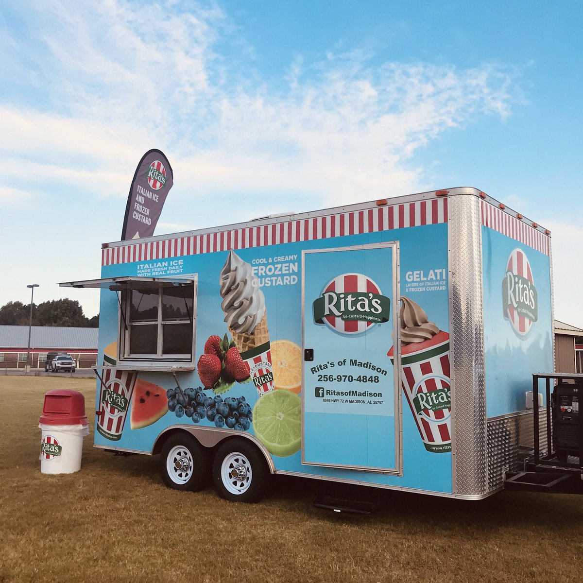 RitasofMadison's tweet photo. It’s a beautiful day for some ⚽️ and #icecustardhappiness 🍦! Come see us at Creekside and support Region 914 AYSO today! https://t.co/8Nl1QEmKqt