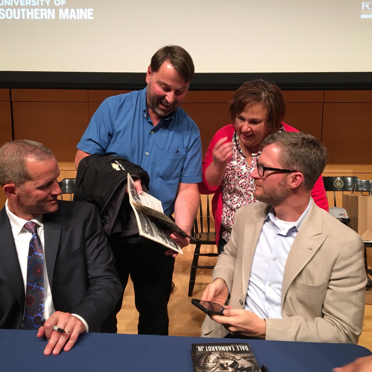 Had a great time meeting @DaleJr at @USouthernMaine . Gave him some @beechridge programs from 1982. Had pics of @SteveLetarte’s dad and @sneakypgr.