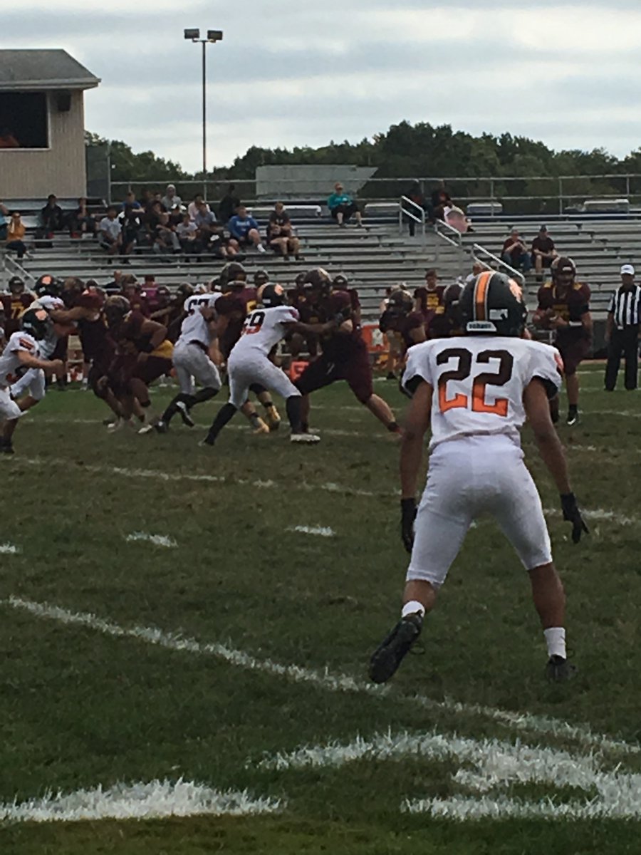 End of 1st quarter <a href="/MTHSAthletics1/">MTHS Athletics</a> 14 Gloucester Catholic 0