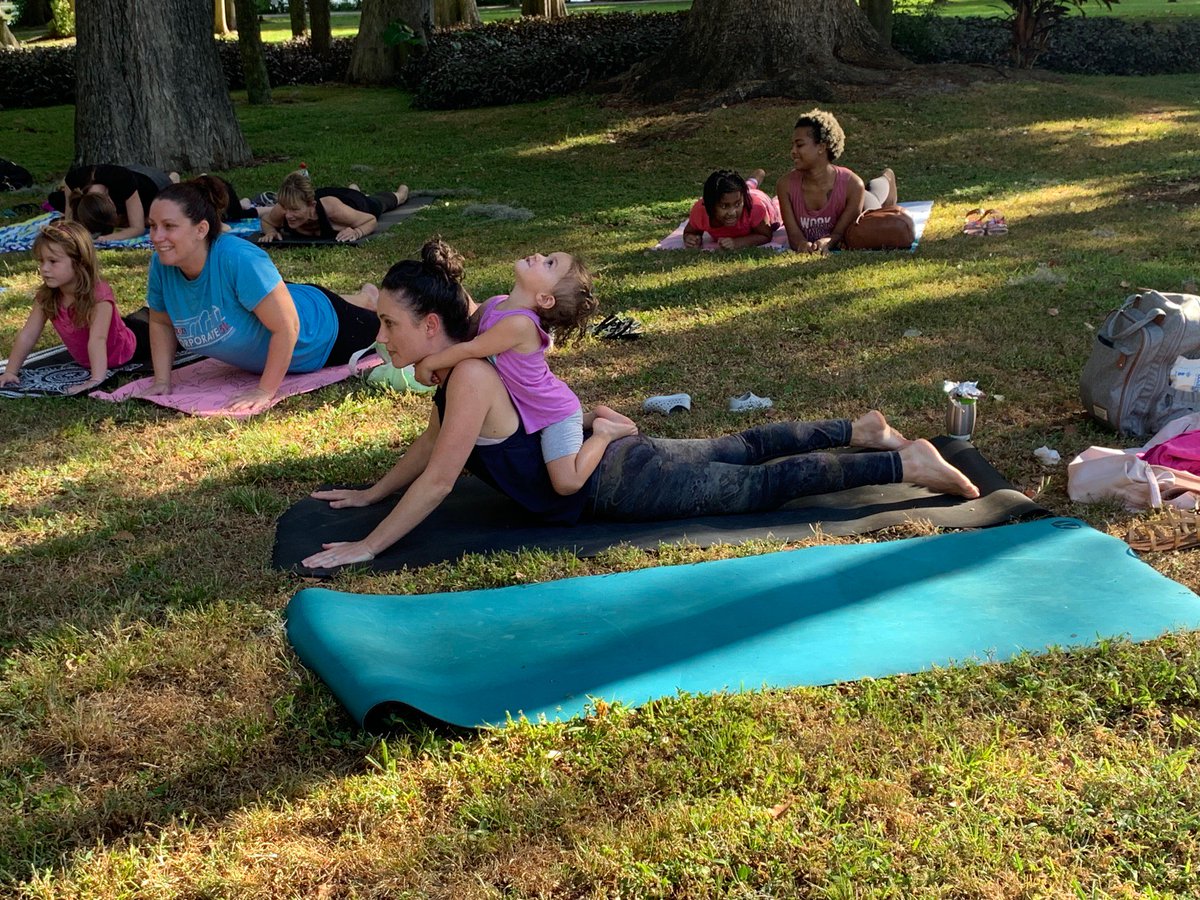 ParksandRecWP's tweet photo. It was a beautiful morning at Kraft Azalea Gardens for the Mommy and Me Yoga!
#ParksandRecWP #WPFamilyFun #WinterParkFla #SaturdayMorning #SaturdayMotivation #SaturdayVibes https://t.co/N3cOJaJQV8