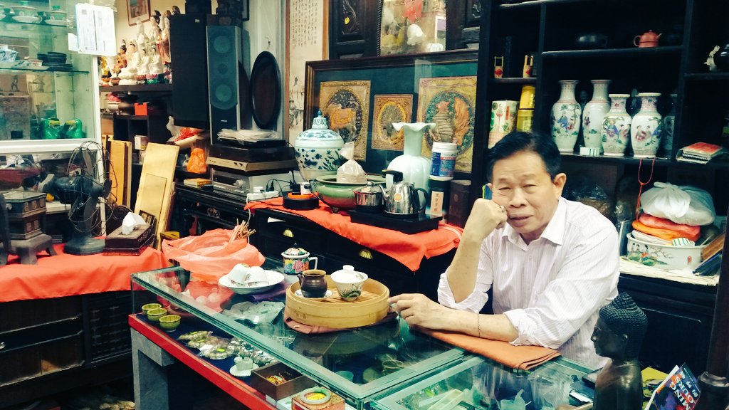 The tea journey I did for two days in KL is actually pretty interesting!! Most of these shops are very old, back to the 70's. You can go to some of the shops and the owner will share tea and chat with you. There's a historical story behind Chinese tea in Malaysia #TeaTimeWithKC