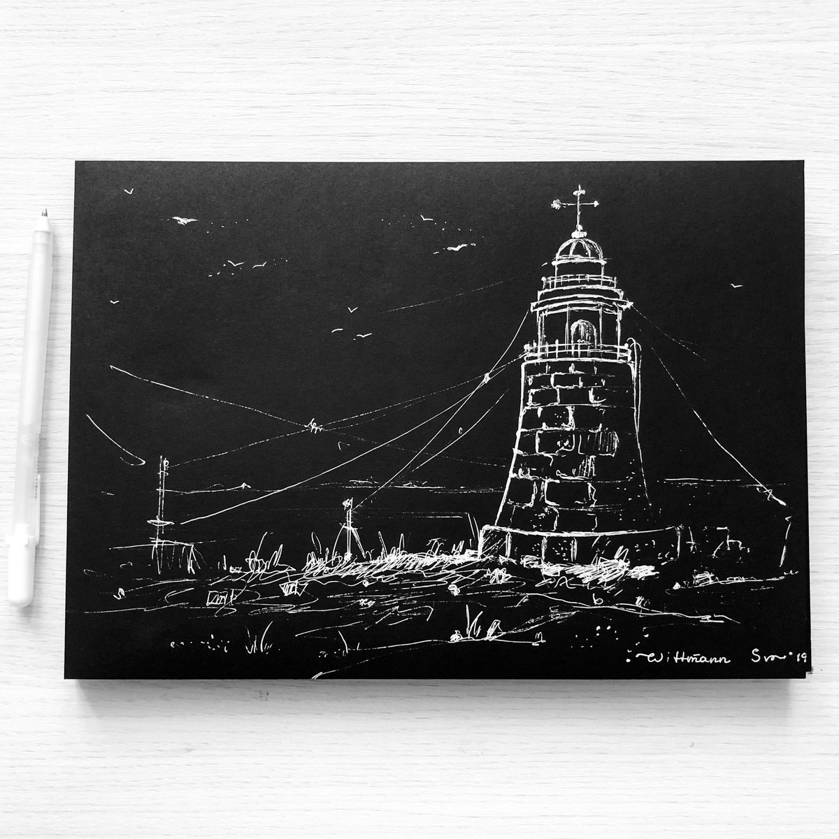 🖤Black&white🖤
Lighthouse drawing on the black paper by #fabrianopaper 👏
For #маякомарафон 2.
🎶Speed paint (here) and full video process at my art channel (link in bio) coming soon 😁
.
#sketching #sketches #lighthouse #lighthousedrawing #blackpaperart #blackpaper
