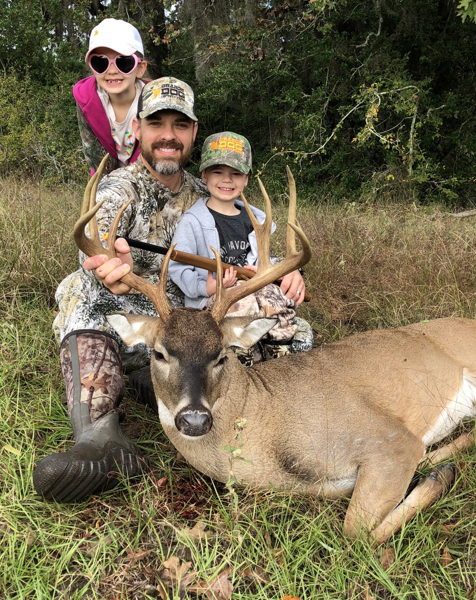 OrangeDogOutfit's tweet image. Daylight today marks a brand new archery/ whitetail season here in Texas. Let the best time of year begin.  Good luck and straight shots.  Who are you making memories with this fall?  #orangedogoutfitters #hunttx #texas #whitetail #deerseason #archeryseason #bowhunting