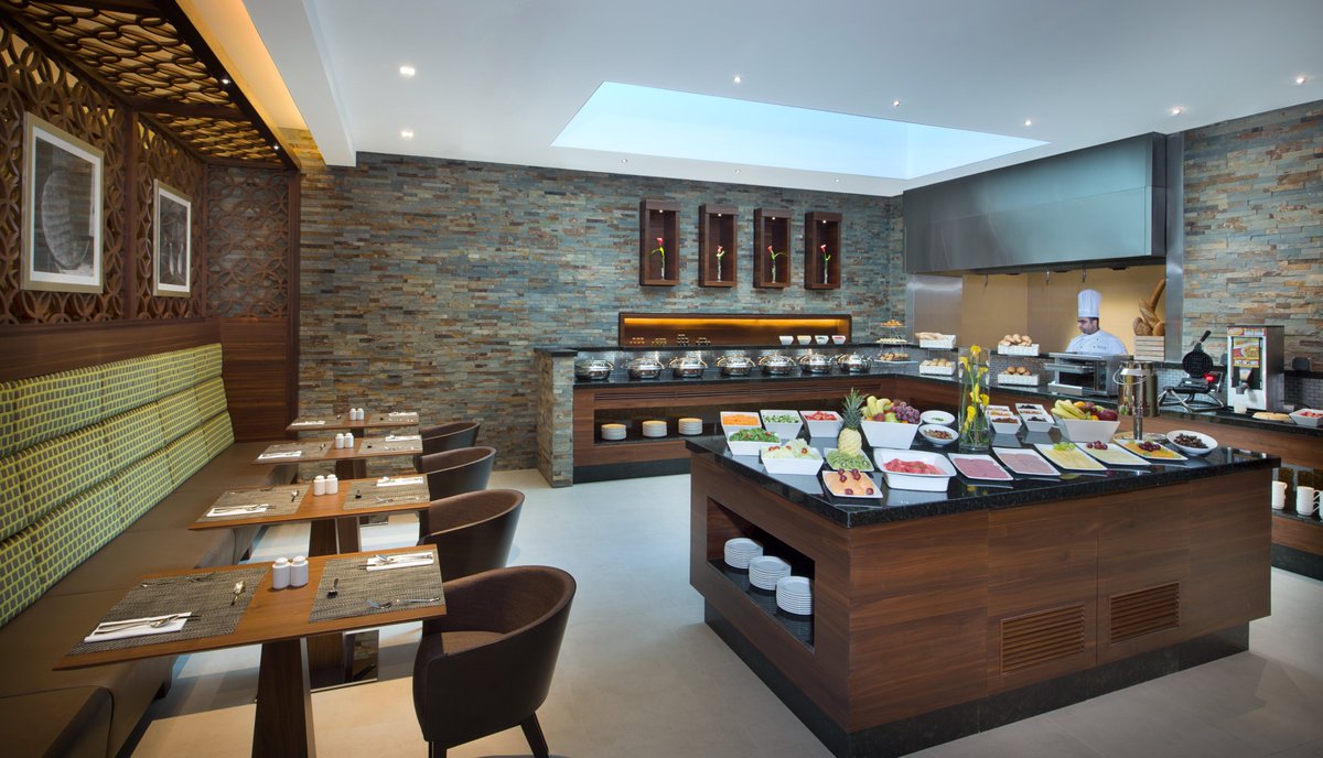 HiltonDeira's tweet photo. Stay Over Easy!!
Start your day the right way at Hilton Garden Inn Dubai Al Muraqabat - Deira as the Bed &amp; Breakfast is one of our specialities..

#BedandBreakfast #Hilton #HiltonHotels #Breakfast #Buffet #HiltonDubai #Staycation #Travllers #Travel #Holiday #Vacation https://t.co/EaCIn6COEa