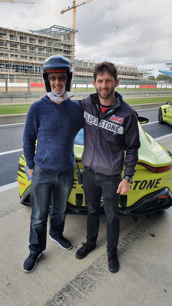 The first time I've seen Miguel since he beat me to the GT Academy 2013 crown 6 years ago. Nice to see you again mate 👍🏻

My Dad had a driving experience in an Aston Martin around Silverstone with Miguel as the instructor. What are the chances 😄

#GTAcademy