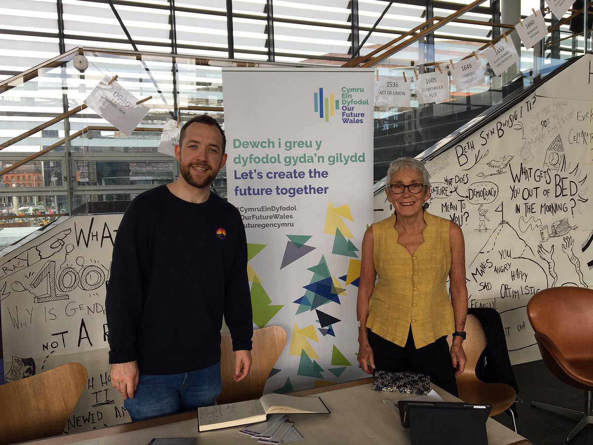futuregencymru's tweet photo. Dewch i ddweud eich dweud gyda @JacobDEllis a @RunningJonno - Beth hoffech chi weld yn #CymruEinDyfodol Ni yn y Senedd heddiw fel rhan o Wyl #GWLAD #Datganoli20 Am fwy o wybodaeth - https://t.co/n25FZIkB9J https://t.co/tf5VTpVb1r