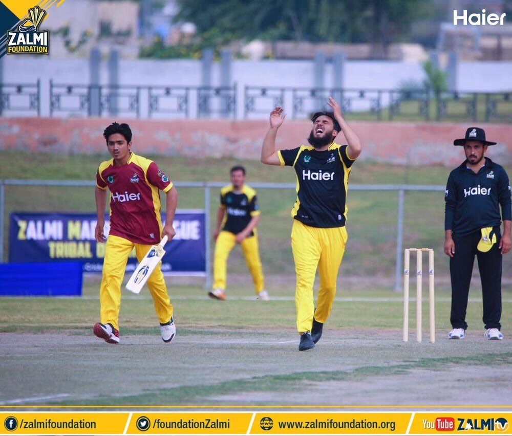 HBLPSLFans's tweet photo. The Third Edition of the Zalmi Madrasa League has begun in style with competitive matches and light hearted moments with Army Officials who also took part! 

#zalmimadrasaleague #ZML3 #HumZalmi #YellowStorm https://t.co/9hoJvP1C1m