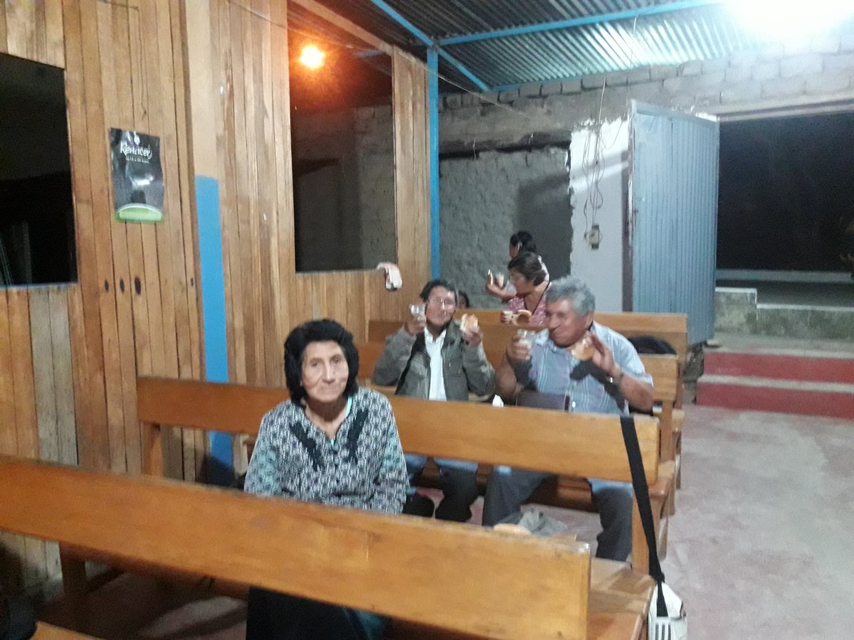 Esta semana, en Echarati, se tomaron grandes desiciones para vivir con #LaMayorEsperanza cada día. Oramos a Dios por todos aquellos que dejarán el mundo y resucitarán a vida nueva. <a href="/AdventistasUPS/">Adventistas Perú - UPS</a> <a href="/AdventistasMSOP/">Adventistas MSOP</a> <a href="/HeyssenCordero/">Heyssen Cordero  🔌</a> @Pr_RaulYaranga <a href="/ginopes/">Gino 🇵🇪</a> <a href="/CamargoVillca/">Hugo Villca Camargo</a>
