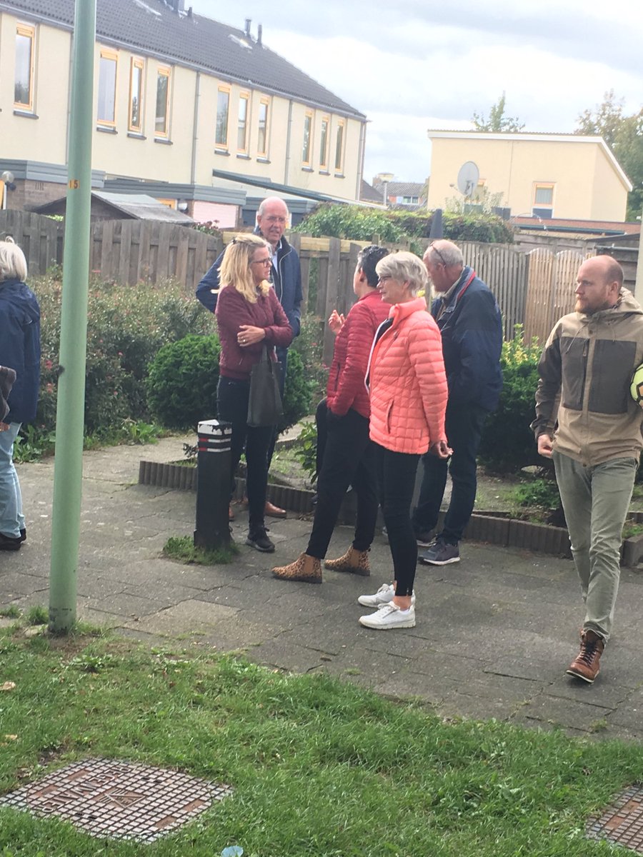 Ina_B_Domesta's tweet photo. Burendag in De Fazant. Opening van het trapveldje. En gezelligheid met de buren. https://t.co/woVUKtCCTY