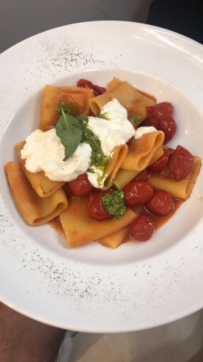 Gabriel85766922's tweet photo. #pacchero sia @Francesco_R1 @paoligerard @maurocordiani @SantoriniEmma , buon pranzo https://t.co/Ji9CZdOYKk