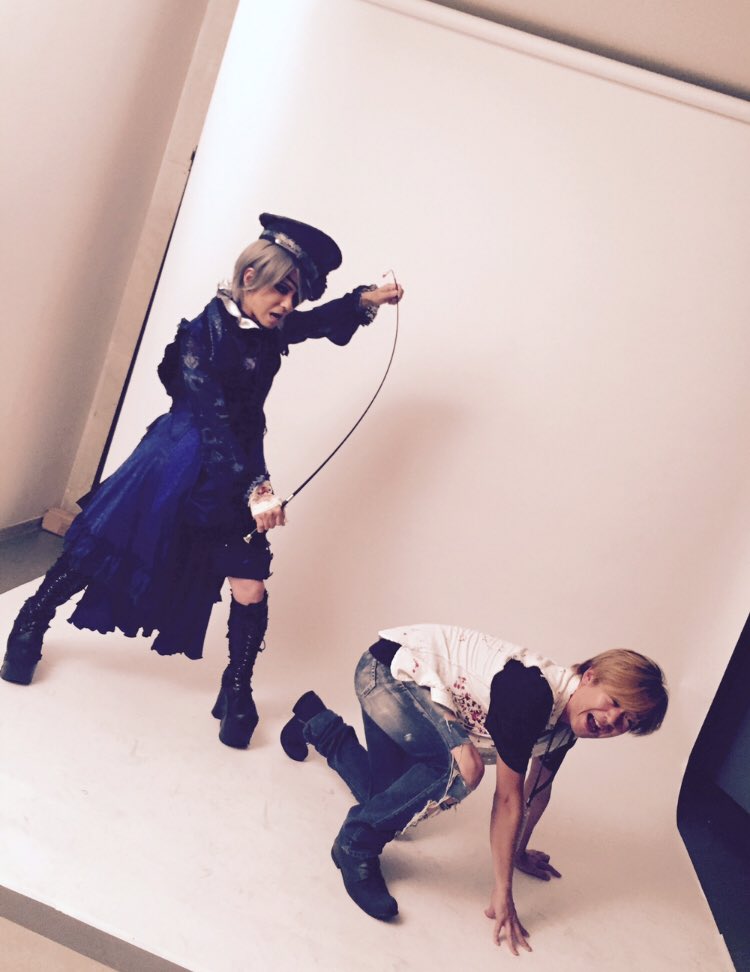 h.NAOTOデザイナーNAOTO】『ANIMAGE』はハロパで作ったシエル