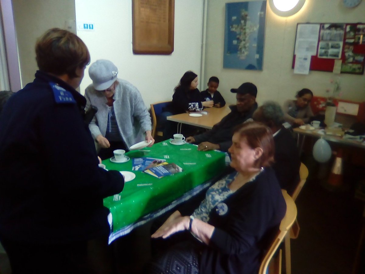 #NewburySNT MacMillan coffee morning St Luke's Church with #LoxfordSNT  #cake #tea #chat # CPAdvice