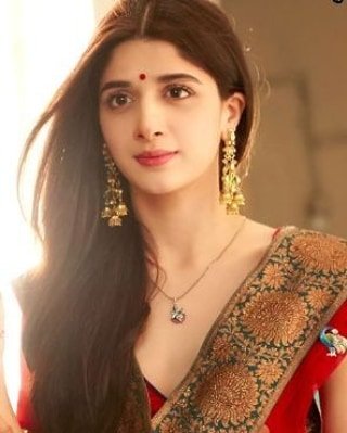 Happy Birthday Mawra Hocane       