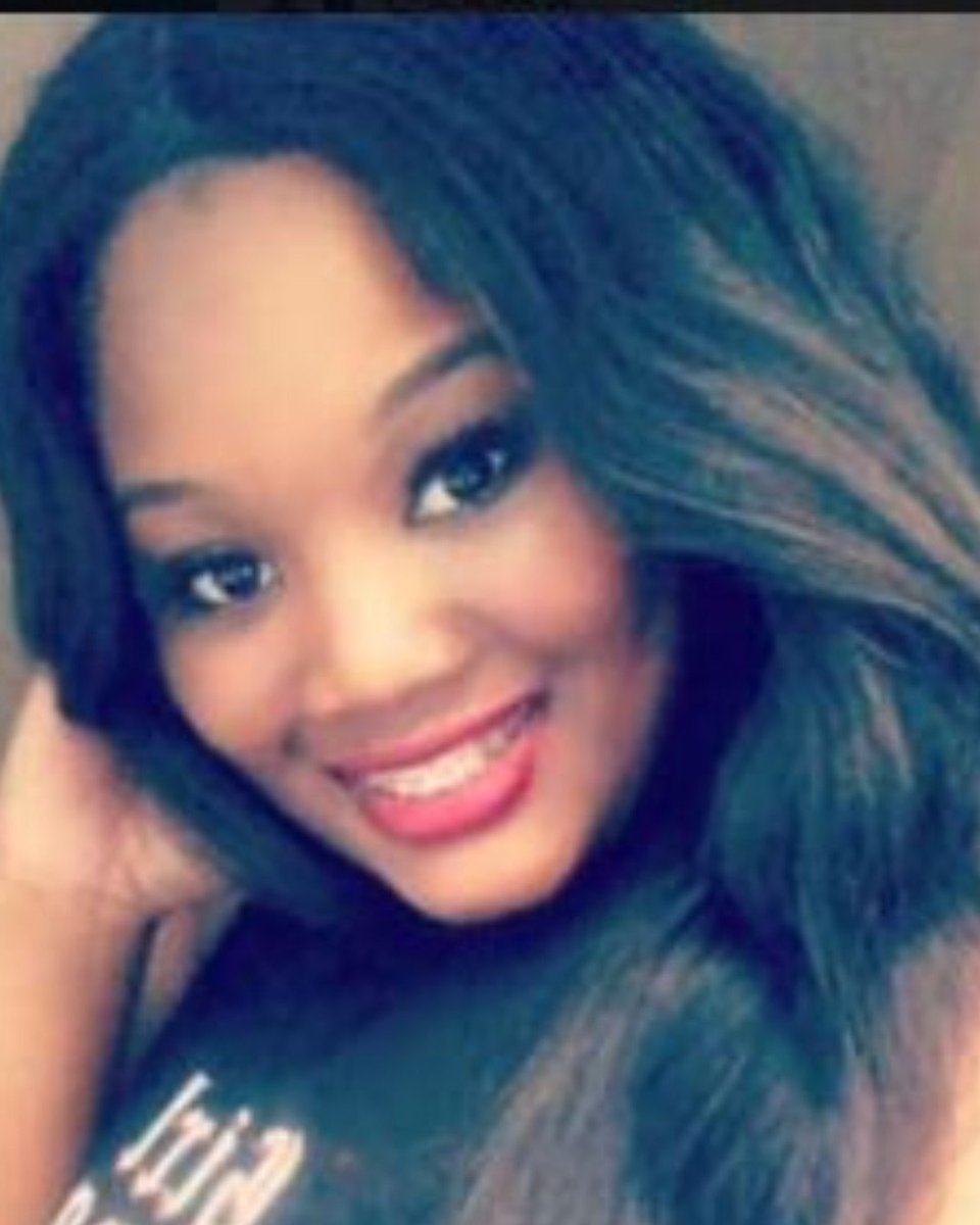 Live_975's tweet photo. How do you spell BOSS? K-y-i-m-a-r-a. 
Young, Black, &amp; Gifted describes this woman.
Creator and Owner of Curvy&amp;Fly Modeling. She got up, got out and got something! DMV stand up for one of your own! #live975fm https://t.co/EuUYEbUd2q