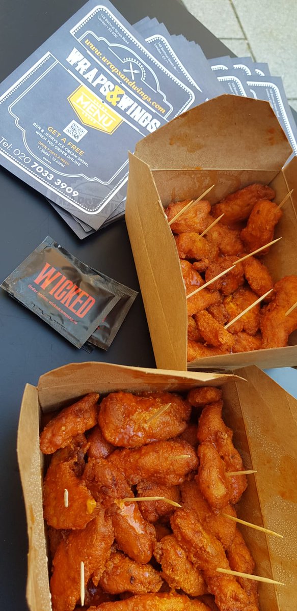 WrapsnWings's tweet photo. Come and taste our wings at the Uber Eats stall at the UCL freshers fair today (free of course!)

#WhatTheFreshers @ucl @ubereats_uk 

https://t.co/2p2aAFQ45I https://t.co/kPIMUtqEKF