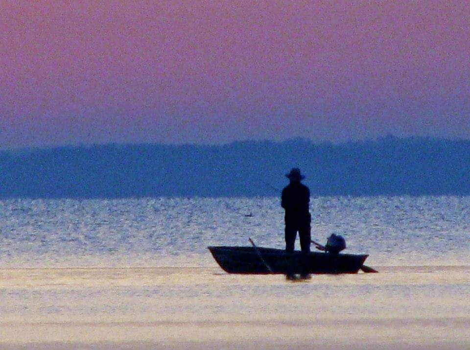 RareCat's tweet photo. Our sins don't define us;
God's love does.
#FindRestInGod
#GmFriends
#HappyGoSnappySaturday
#HABD https://t.co/7KmO6B0Z1E