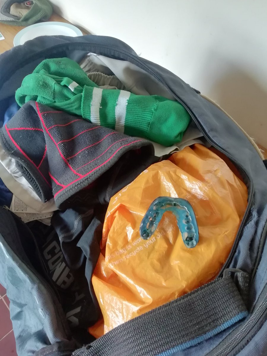 dalesfarmer's tweet photo. Kit packed and gumsheild remoulded. Can only mean one thing... #low #greenmachine #mighty3s @wharfedalerufc https://t.co/xMqEwdT6y0