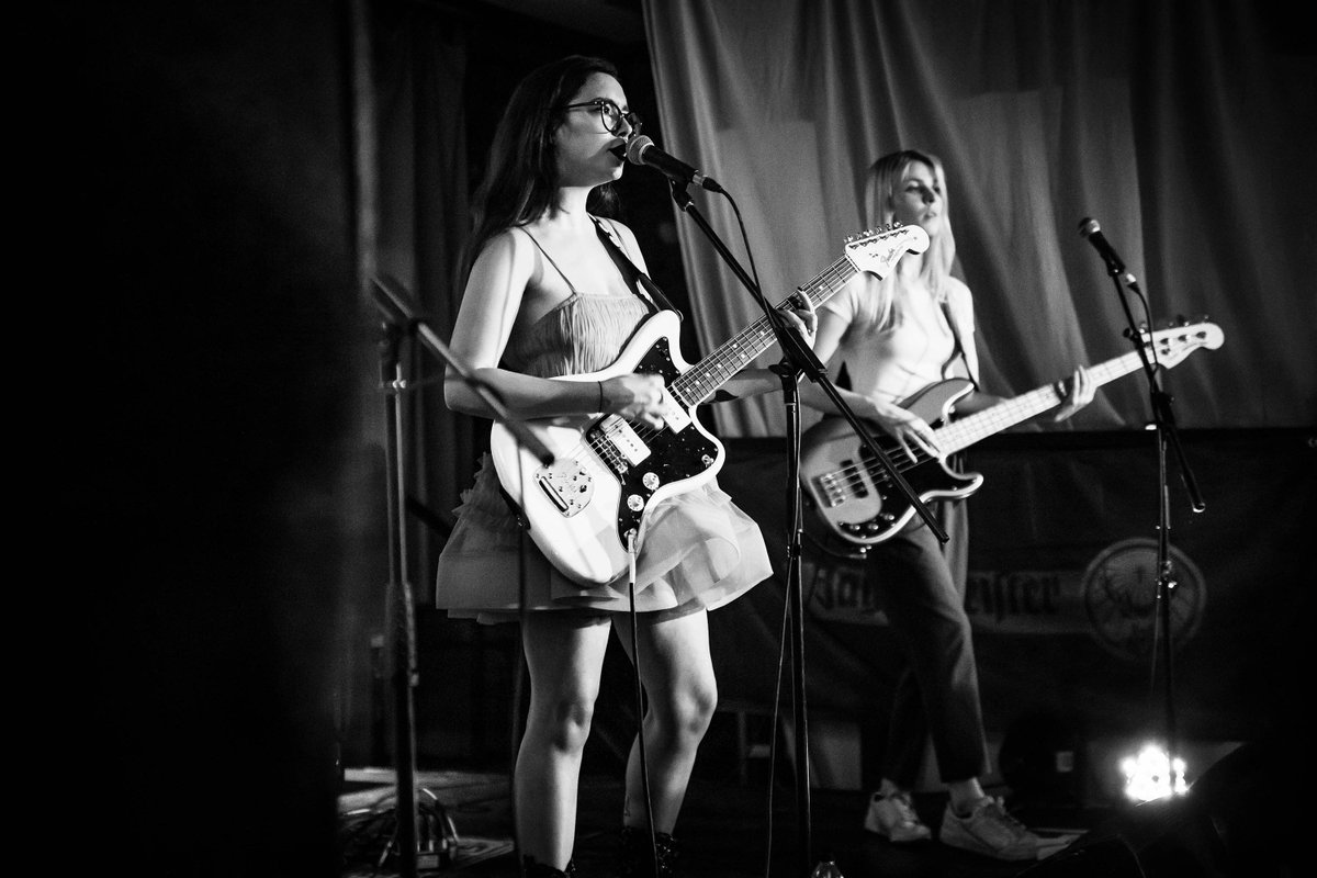 diymagazine's tweet photo. Zuzu (@thisiszuzu) brings the fun to her #JagerCurtainCall show at Liverpool's Phase One. https://t.co/B6V1ozPQGd https://t.co/OeKFq0fbBB