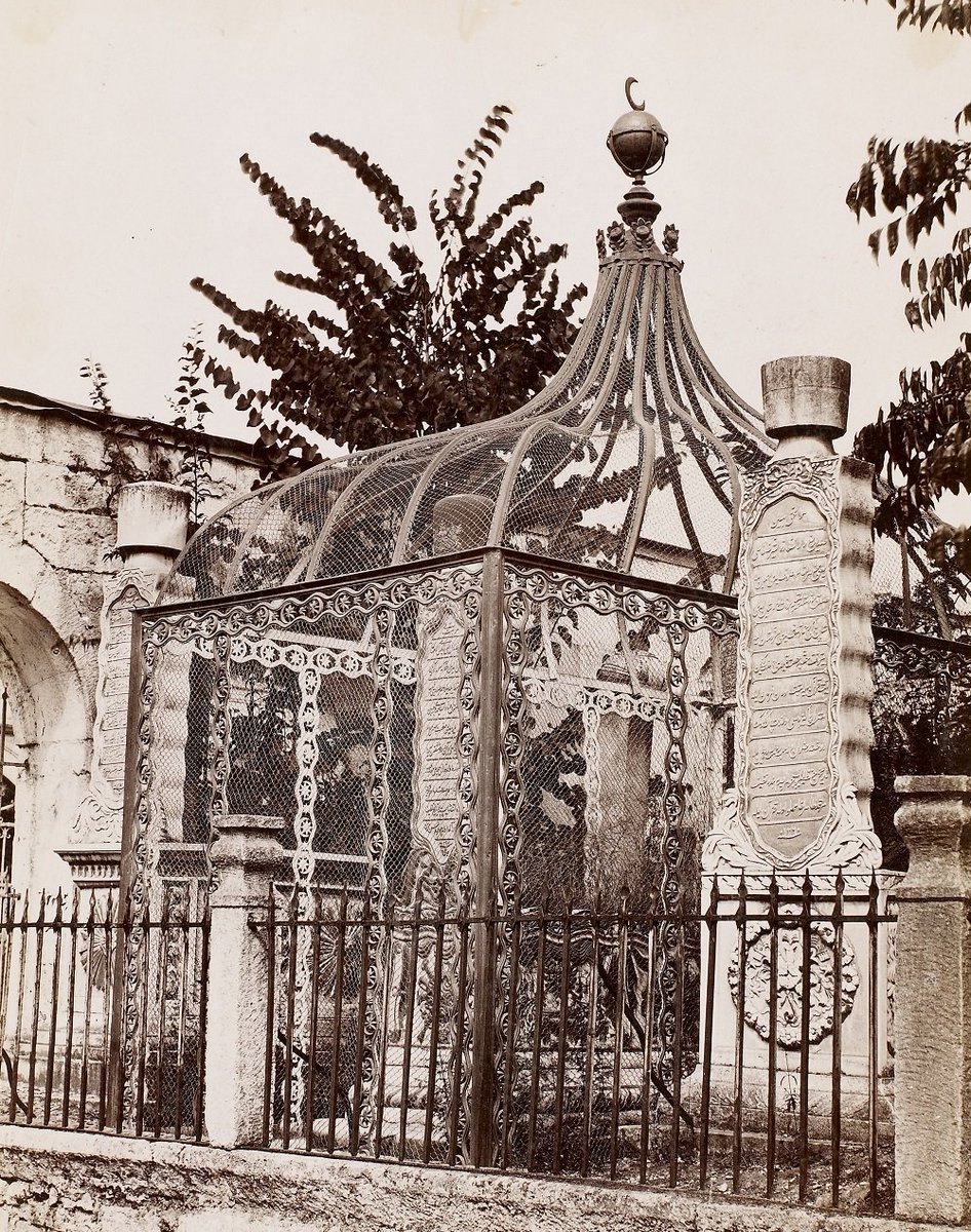 Kusnan76's tweet image. Cemetery in Eyüb, Istanbul, 1875
Eyüp&apos;te Mezarlar, İstanbul, 1875   Mari Dakwahkan Islam   .🏴🏳️🏴. #JMUiD