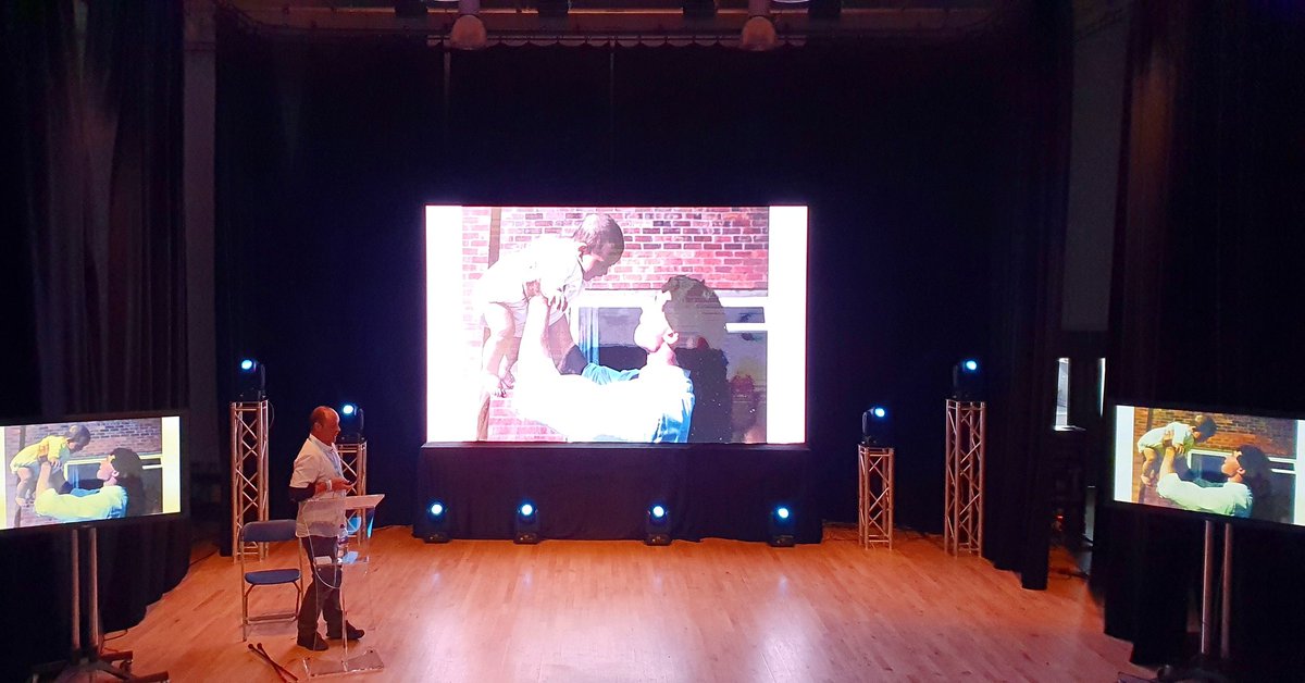 ShafiAhmed5's tweet photo. Rocking the stage as always @MattEagles #parkylife @HAVASLYNXEU Showcasing Parkinsons in a positive light. A young very receptive audience of future healthcare workers. #DYP19 National Health Careers Conference. https://t.co/sibmaQgyhR