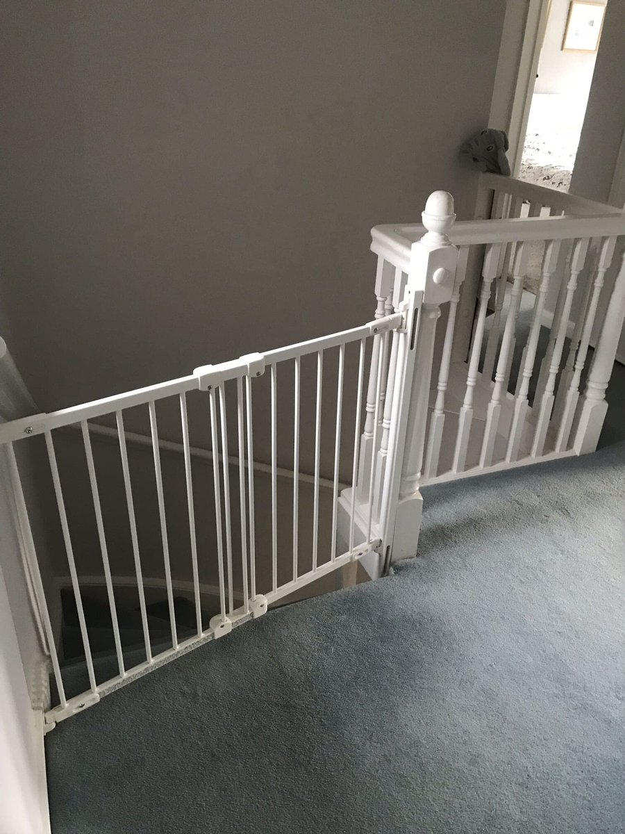 LtdStratton's tweet photo. Baby gate install! #handymanservice
#domestic #commercial #property #painting #propertymaintenance #builder #plumber #electrician #trade #bathroom #kitchen #landscapes #carpentry #cleaning #waste #working #teamstratton https://t.co/Y2vBl0BsuI