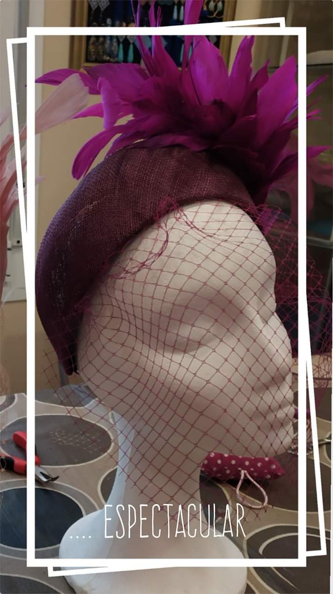 Retocados's tweet photo. Resultados espectaculares en nuestros cursos !!! Llévatelos a casa #tocados #diademas #invitadaperfecta #artesania en #Sevilla #diademasXL #sombrereria #formacion #invitadaideal a #bodas #novias #tocadosdeboda https://t.co/gioZ1pCJTE