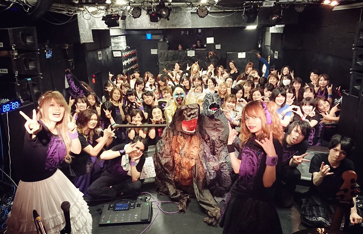 ankimo_official's tweet photo. あんきも女性限定ワンマン＠新宿、ありがとうございました！！
これでツアーも残すはファイナル(11/2新宿ReNY)のみ🔥🤘🔥17公演をラストまで駆け抜けます！！！

#UnluckyMorpheus
#LunaticEast2019 https://t.co/I5XzeKeRjz