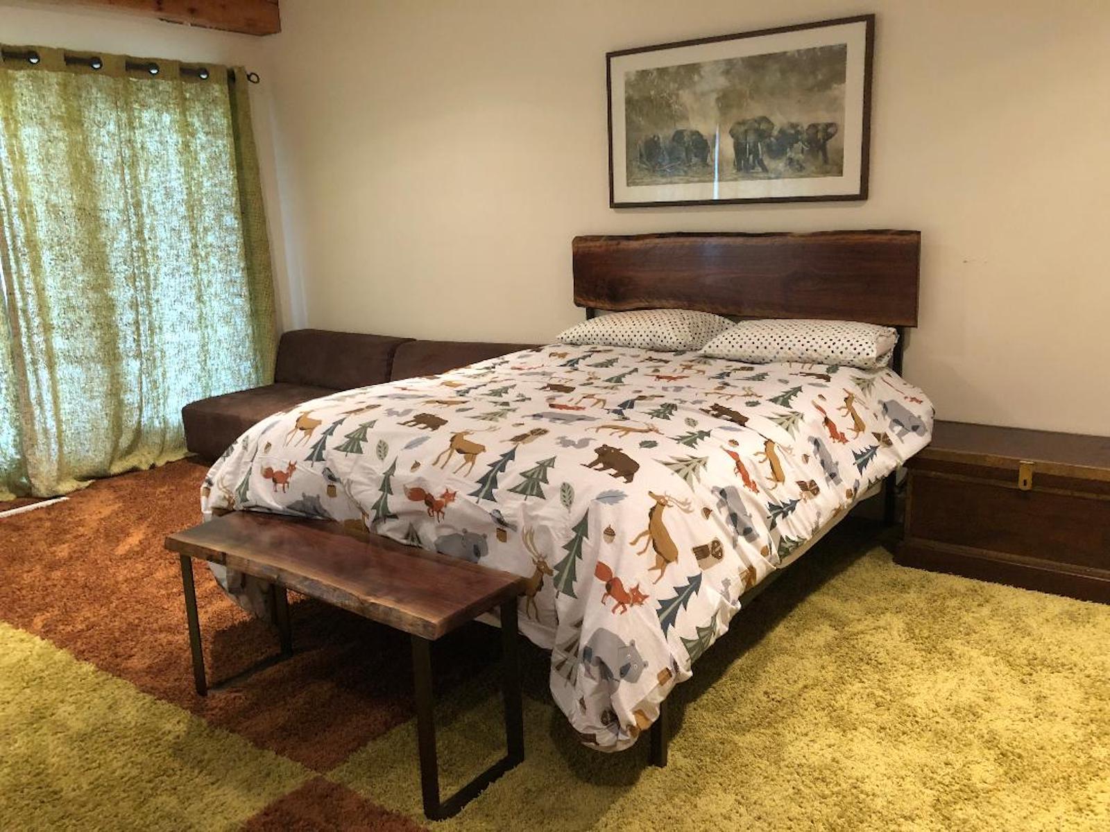 Cottage Iron Bed – Brass Beds of Virginia