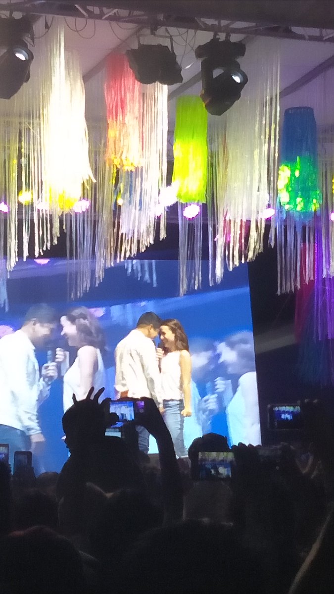 CocoYass_BR's tweet photo. Dreams really do come true! Kahit malayuan lang it was worth it. Next time sana makausap at mayakap ko na kayo. Will be a Forever CocoYass fan. Salamat ng marami ❤ Sobrang saya namin. #FPJAPInNaga #PenafranciaFestival2019 @Yassizzle https://t.co/OJJK3MD5Re