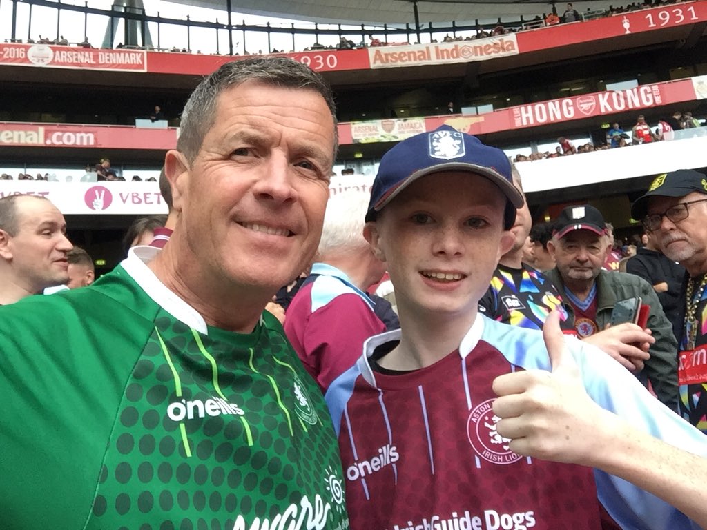 Kieronocall's tweet photo. #AVFVLive 3-1 you heard it here 1st #TeamBen #UTV @OcBen https://t.co/vNmMmFB9hn