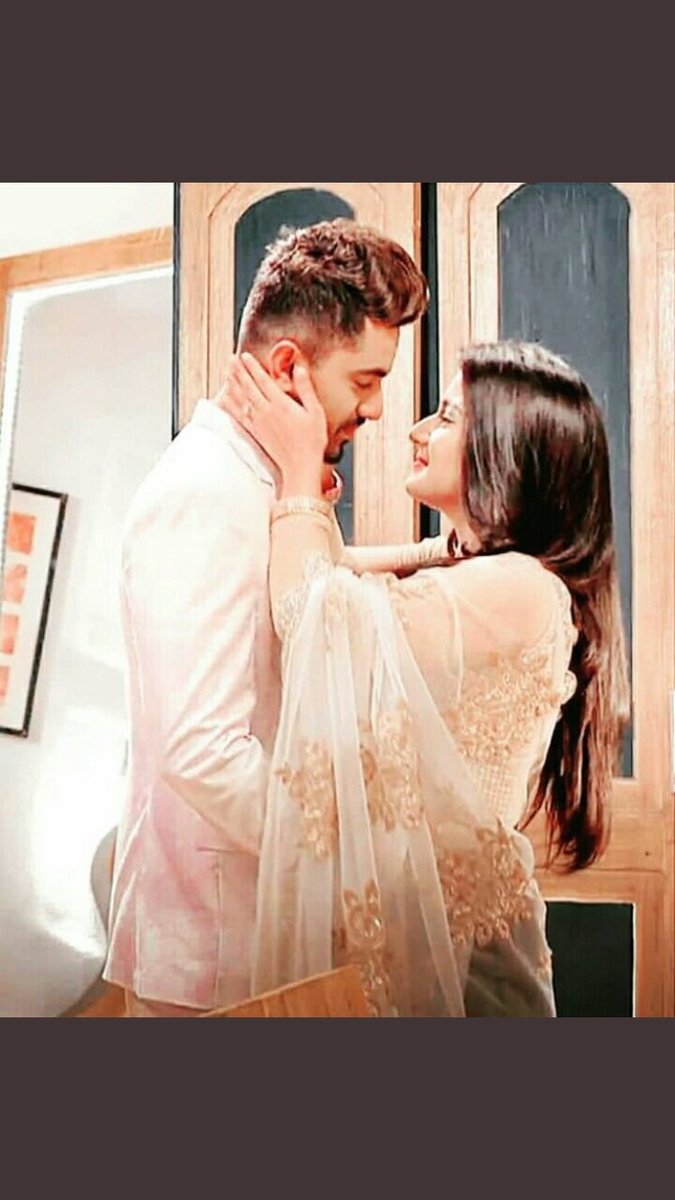 Kriti__x's tweet photo. Love like theirs is hard to find.  #NaamkarannKe3Saal https://t.co/qNgvHuH2Qn