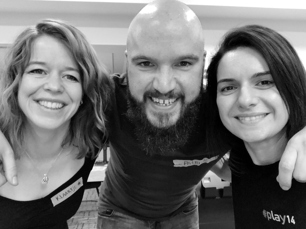 chrisdavidian's tweet photo. How awesome is it that @PvanEnkhuijzen and @klaartjejulia came to my workshop in Utretcht for #TestBashNetherlands and then travelled all the way to London to come #play14 ... So great to see them both again! 🤗🙌💕 https://t.co/bo8Q8POdG2