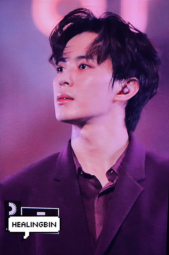 190928 PARALLEL #HONGBIN #홍빈 <a href="/RedBeans93/">t</a> 잘생겼다. 이 말 7년째 하는 중