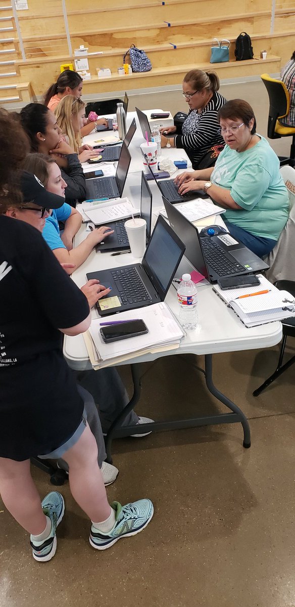 EKD_Elementary's tweet photo. Vertical planning at EKD! Sometimes the best PD is learning from the professionals in your own school! #ekdlearning @EKD_Elementary https://t.co/8o7EdjInvE