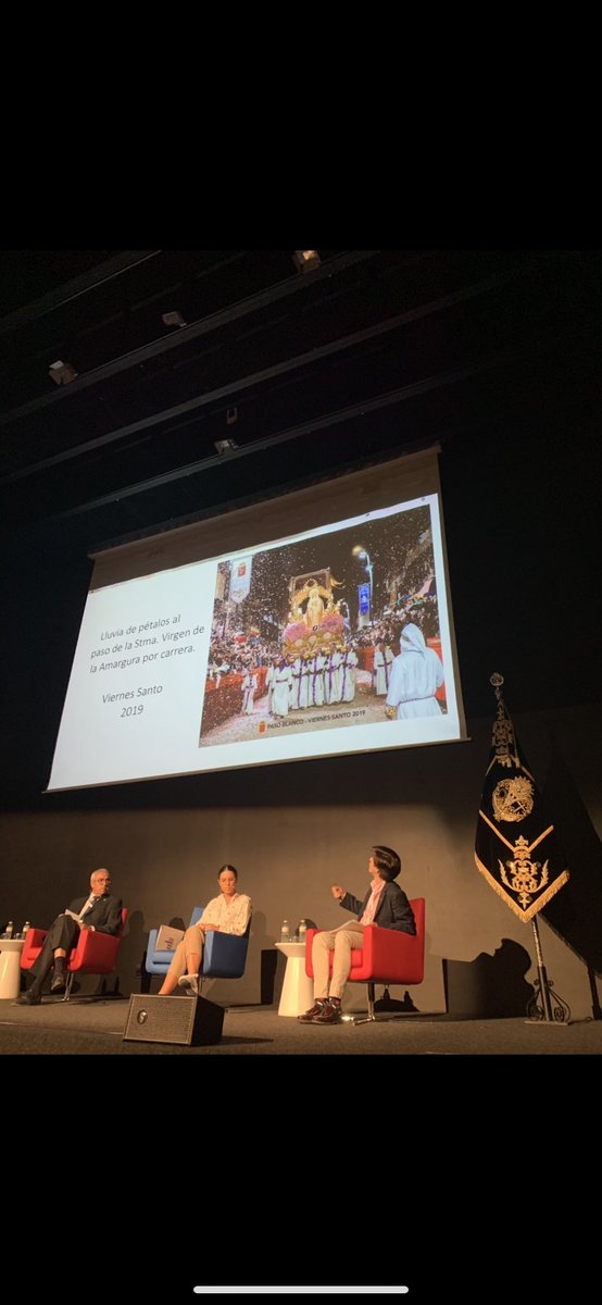 ajpasoblanco's tweet photo. Esta mañana hemos participado con una ponencia en el Encuentro Nacional🇪🇸 de cofradías de Elche,  donde hemos tratado el tema de “La juventud en la vida de las cofradías”. Aportando nuestro conocimiento y trabajo en beneficio de nuestro @PasoBlanco_3 #SomosJóvenes #SomosBlancos https://t.co/Ad58PWzaIJ