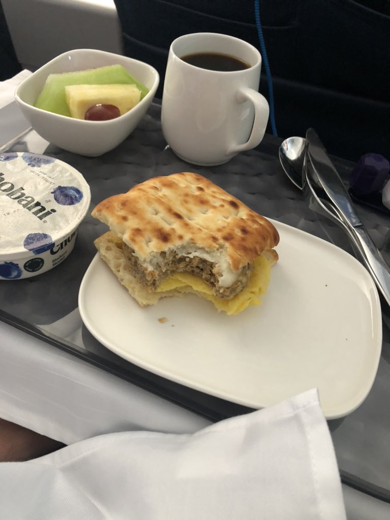 leftarmcomedy's tweet photo. Hey @Delta! That sandwich was great! Almost as good as the service from superstars Rickie and Monica up front on DL1407 THANK YOU again. #14sleeves #SkymilesLife #Delta #GiveEmaRaise #numnumnum #alwaysVIP #DeltaROCKS #SYRAIRPORT #mcoairport #nootherairline https://t.co/BeVcyGXqW7