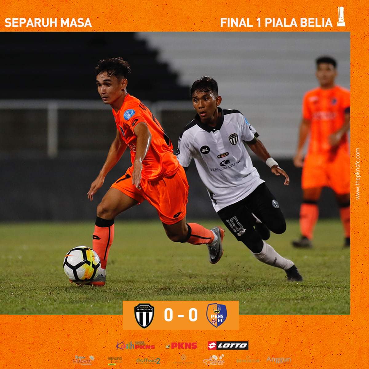Terengganu FC IV dan PKNS FC masih buntu mencari gol di babak pertama perlawanan akhir kedua Piala Belia.

Kedudukan agregat juga masih 0-0

#TheRedAnts #FearNothing