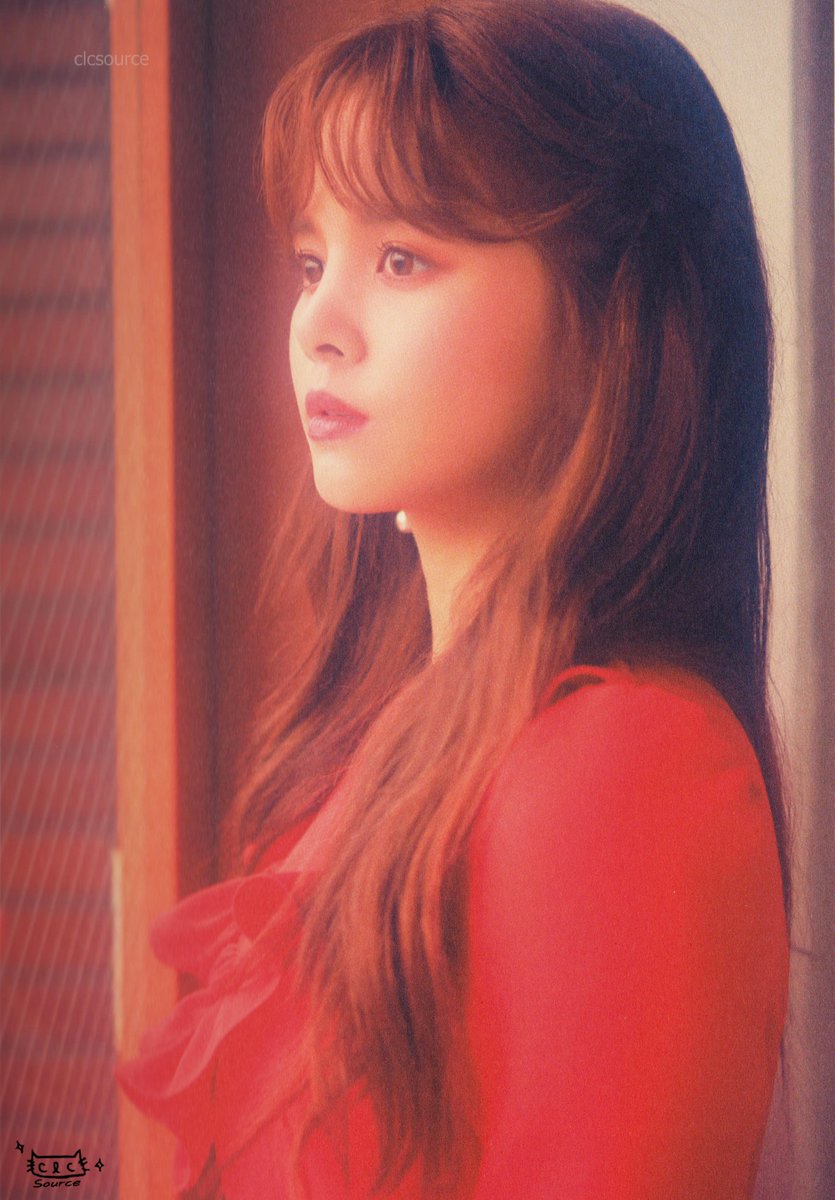 clcsource's tweet photo. [#CLC_SCANS] #SORN #손 #씨엘씨 #FREESM https://t.co/svmDQKpGhi