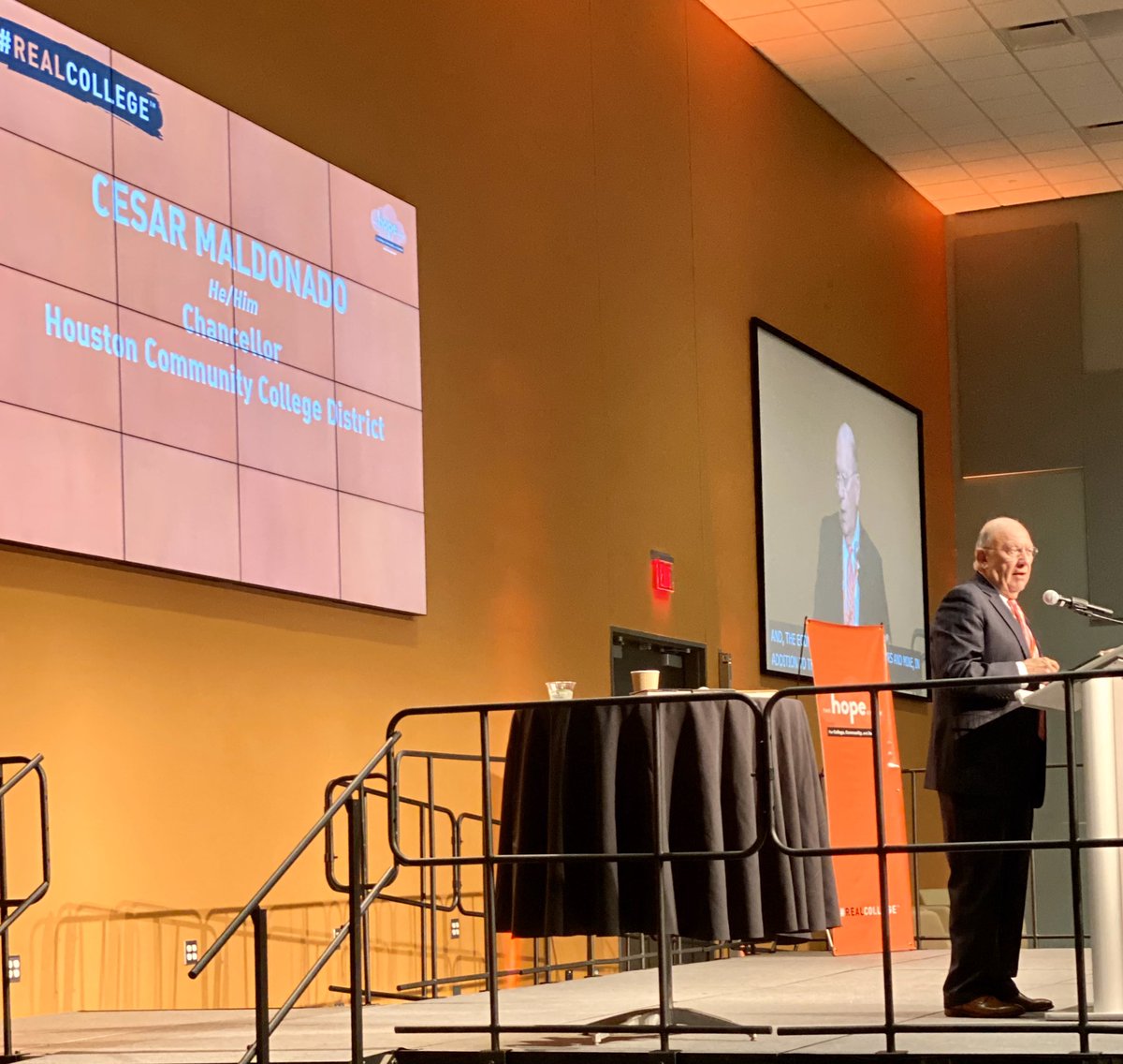 fvillagranglover tweet media