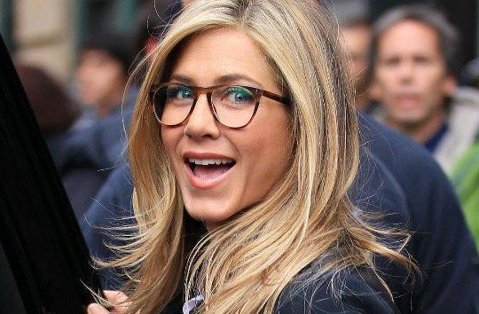 Celebrating 21 years of Andrew &amp; Rogers, here's 21 celebrities wearing brands available in-store...

andrewandrogers.com/blog/21-celebr…

#jenniferaniston #friends #21stbirthday #beverley #eastyorkshire #independantopticians #selenagomez #kourtneykardashian #ritaora