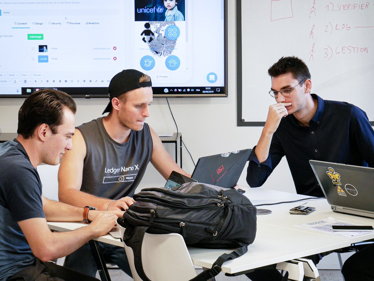 Margo_company's tweet photo. #HackathonMargoUnicef🚀H+22 pour les participants, les cerveaux bouillent et les machines chauffent !🤯 #HackathonBlockchain #blockchain @UNICEF_france @KryptoSphere_ @IN_Groupe @LaPiscine_io @OlivierHemar @sebbourguignon @SkillZBlock @LaszloSzabo13 @Montoyalexakis @_NicolasCantu https://t.co/ajnTTPCZVk