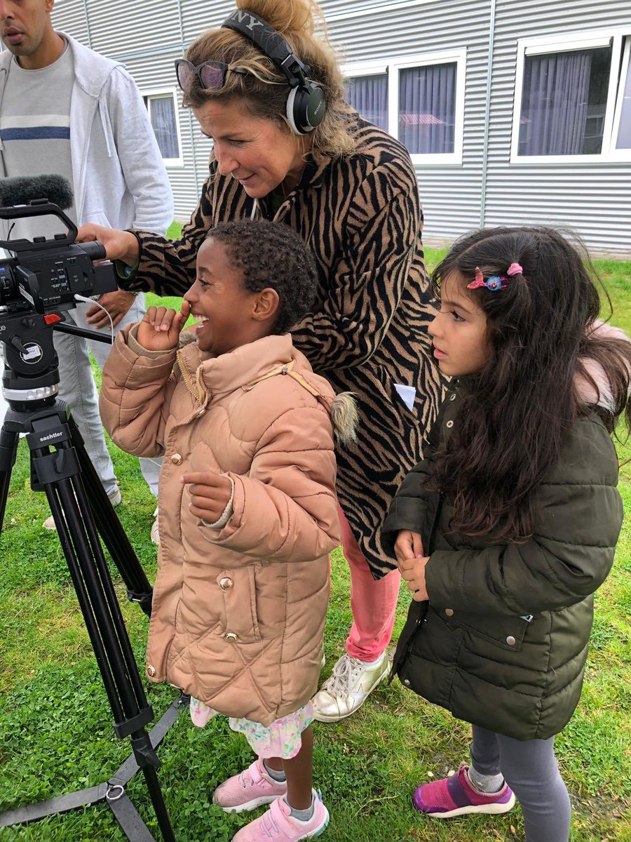 Bijzonder vluchtelingen te spreken en met kinderen te spelen vr reportage Open Dag AZC’s. <a href="/omroepwest/">Omroep West</a> Morgen WestDoc van #ErikKooyman