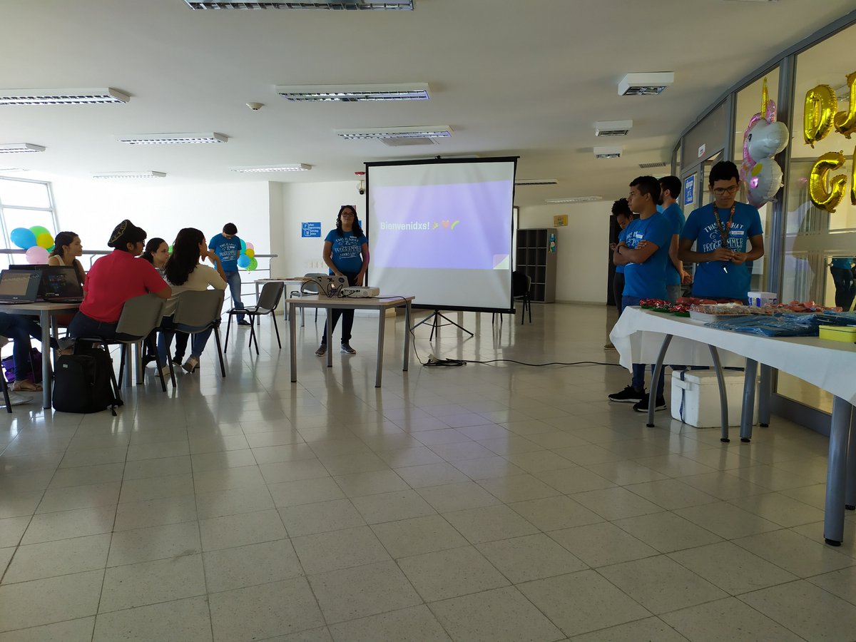 _soyela's tweet image. Jojo~ Adivinen quien está aprendiendo a programar (Apenas aprendiendo ¿Ok?) :^)
#djangogirls #pythoncolombia #Python #pythoncartagena