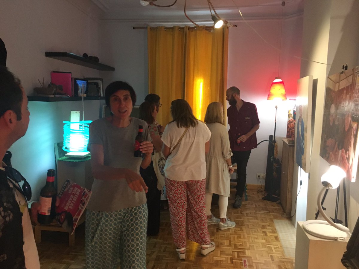 En el estudio de <a href="/Ohlalamp/">Oh la lamp!</a> y #RomanLinacero y con unas estrellas! 🤩 <a href="/EstrellaDammEs/">Estrella Damm Es</a>