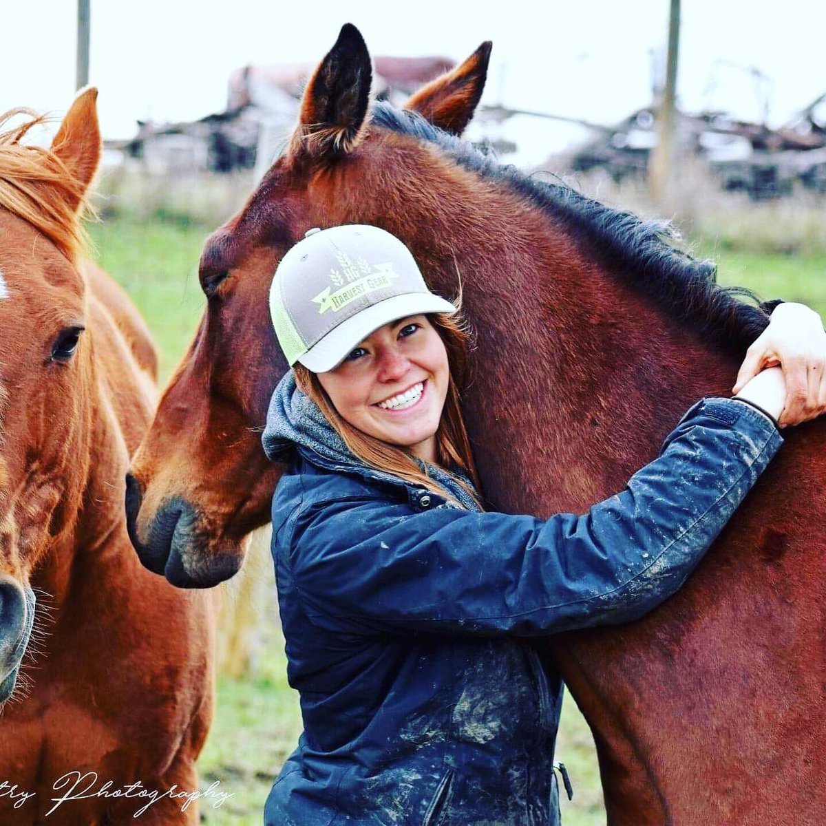 PureEquine's tweet image. Nothing stronger than the bond between a horse and the rider #horseformentalhealth #Horses #Smile #mentalhealth #spring #equine #horsepower #Trainers