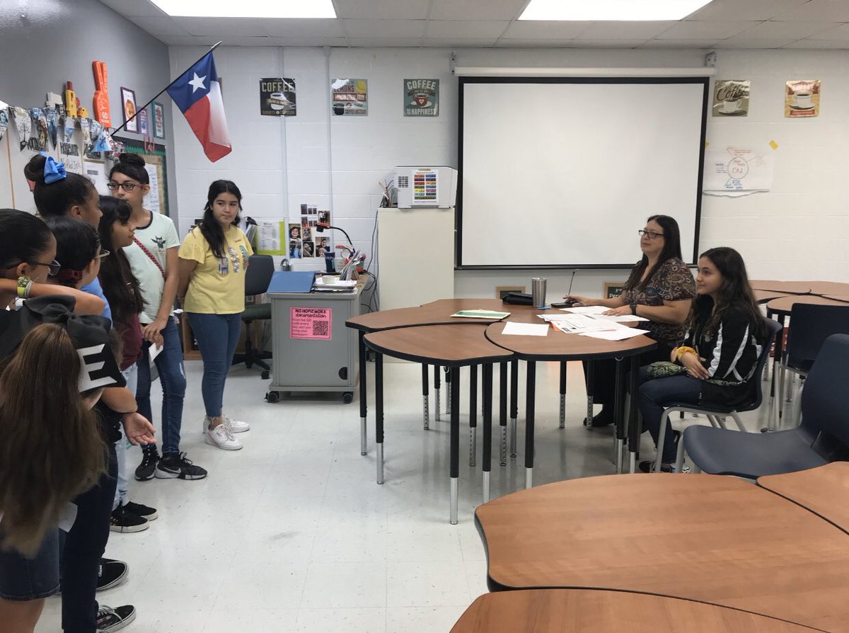 FTC13108's tweet image. Today we not only had the team volunteer but also some of our parents! Together #WeAreFIRST #volunteer #FLL @FIRSTRGV