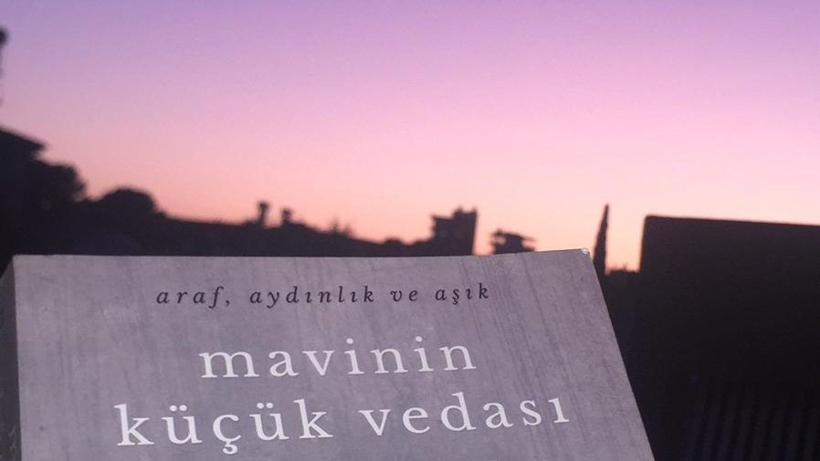 Umudun bir rengi olsaydı mavi olurdu; deniz gibi, gökyüzü gibi sonsuz...#mavi #günbatımı