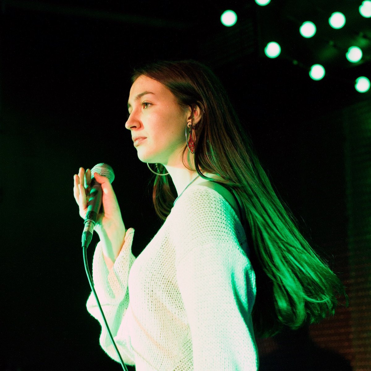 PortobelloRadio's tweet photo. @EmergeLondon live from @grandjunctionW2 #nowplaying #mollyburman @ExtinctionR #declarer https://t.co/wXQxYrqeHT https://t.co/T9dEAbcTlk