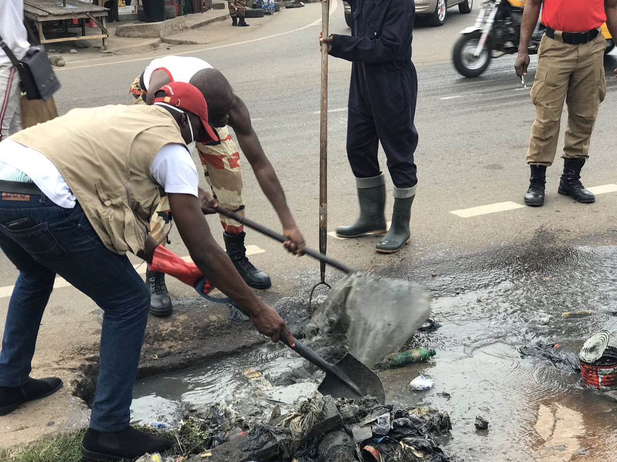 rotaract_ho's tweet photo. Clean-up Exercise https://t.co/CXjmxkcTeE