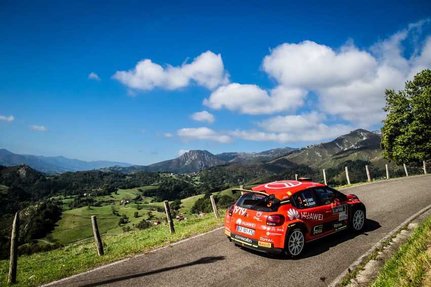 transicion23's tweet image. Enhorabuena a @pepslopezdriver, a @borjarozada y al equipo Sports&amp;amp;You por la victoria en el @RallyeLlanes que los afianzan al frente del #CERA #CERATerraMundis